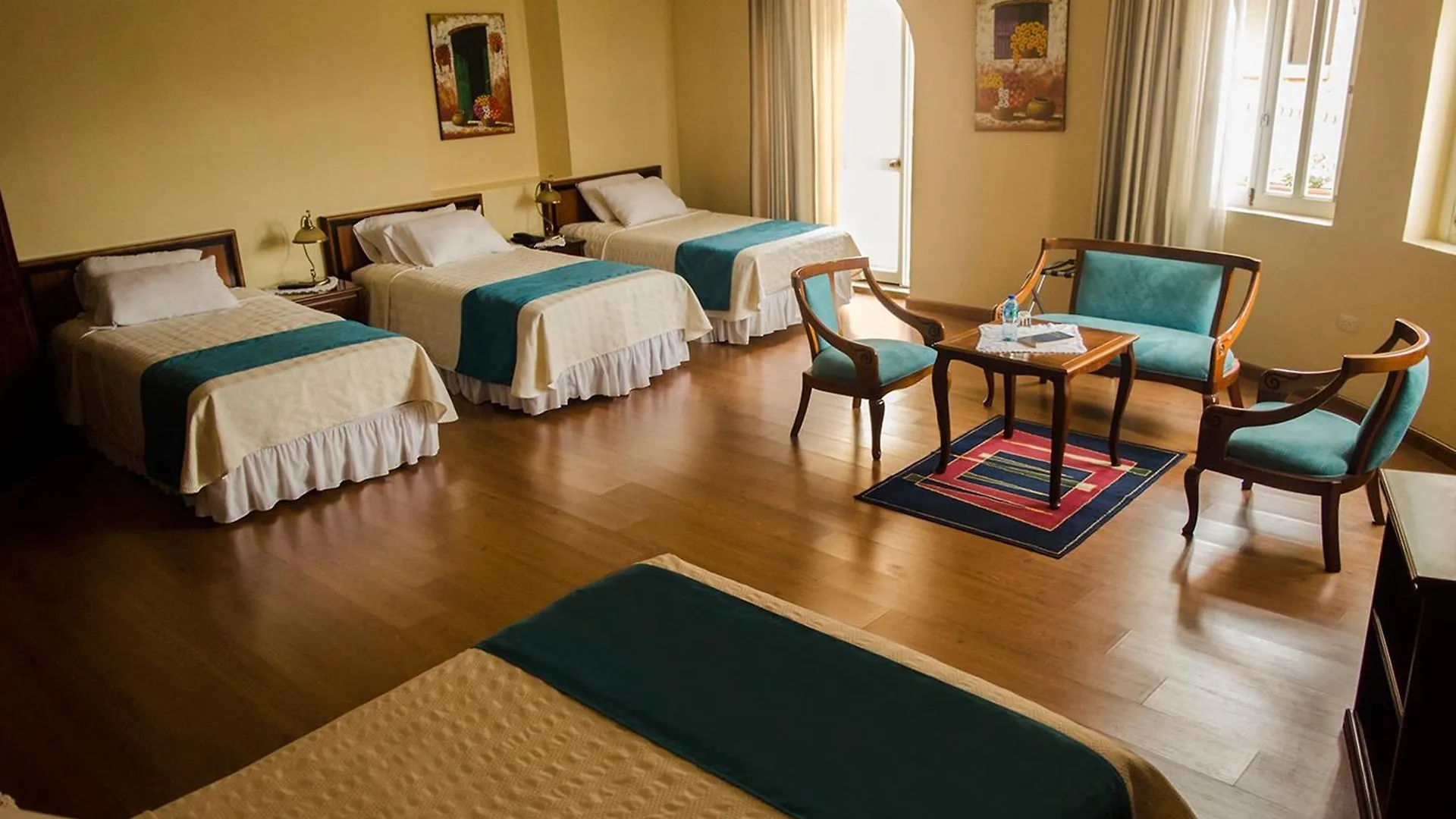 Hotel La Casona Cuenca 3*,